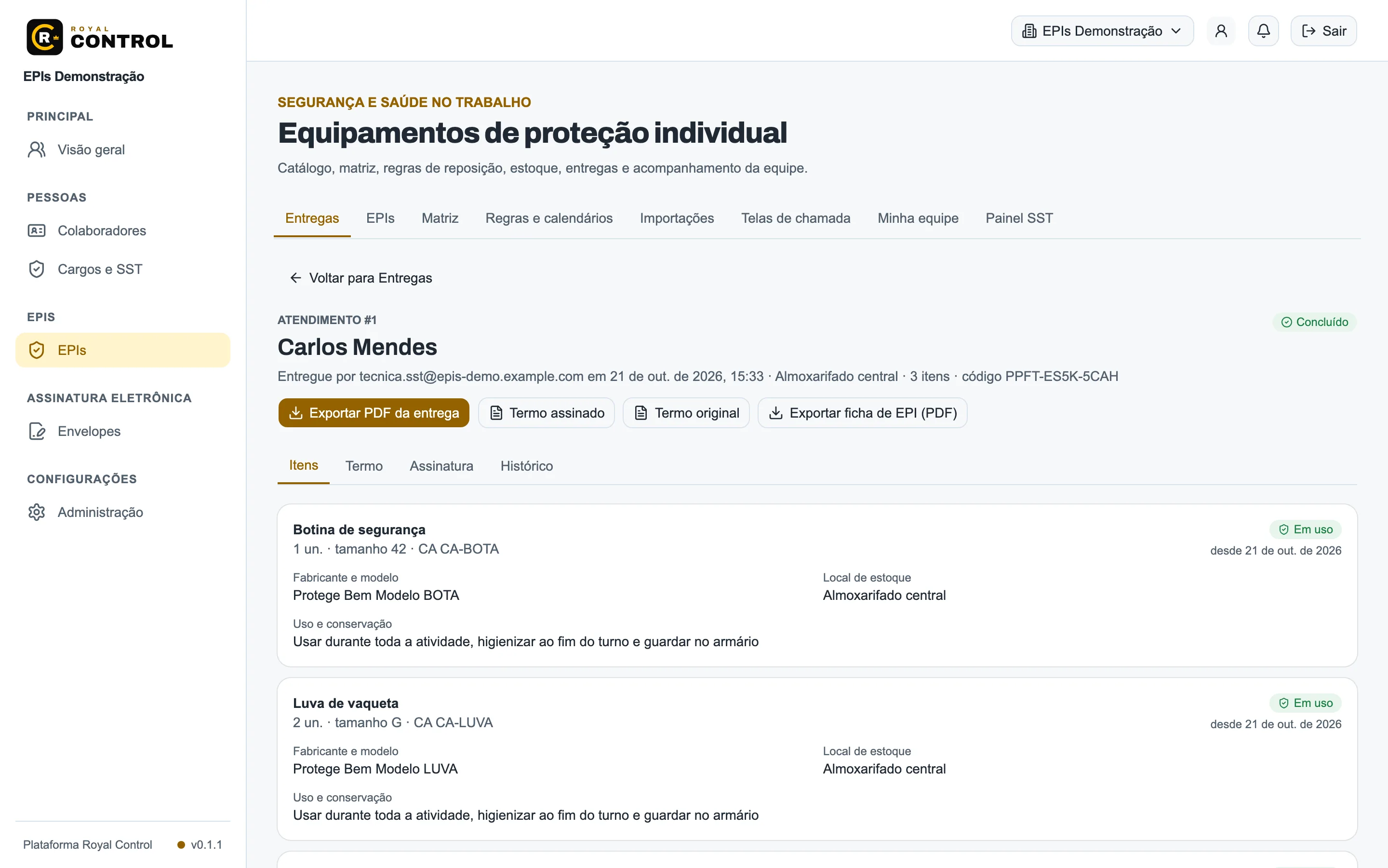 Detalhe de uma entrega de EPI concluída, com os itens, o CA de cada um e os botões do termo assinado e da ficha em PDF